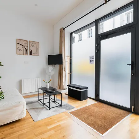 Apartment Bel Cosy Situe Pres Des Halles - 4p